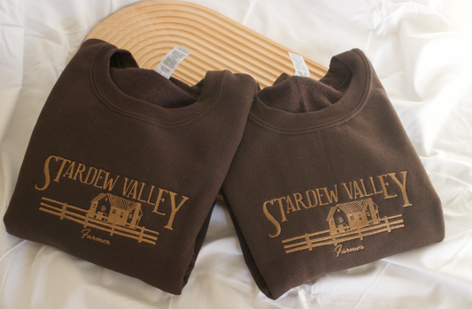 Vintage Stardew Valley Farmer Sweatshirt